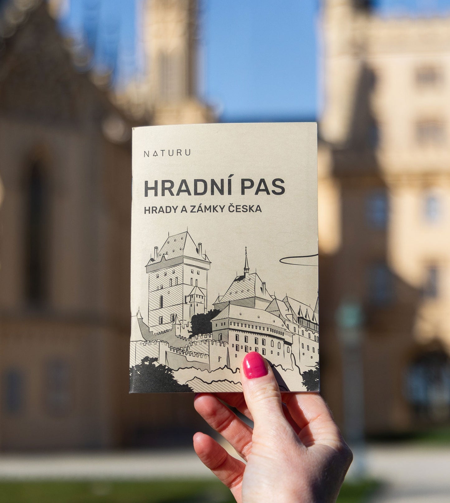 Hradní a Jeskynní pas